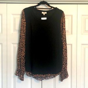 NWT UMGEE LARGE TOP